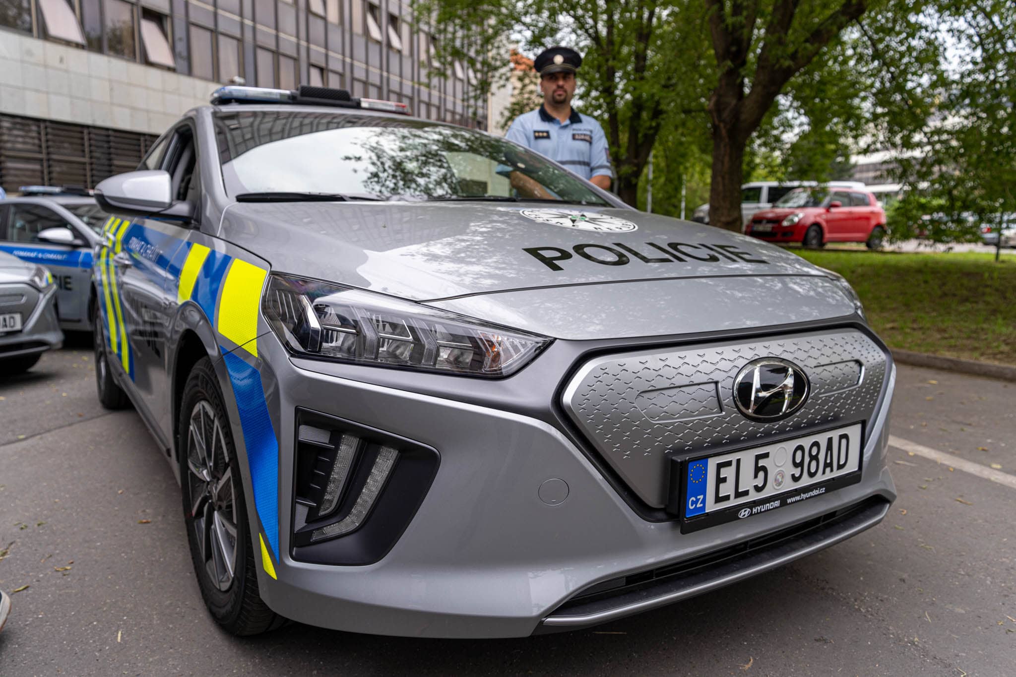 2020-06-Policejni-Hyundai-Ioniq-3.jpg