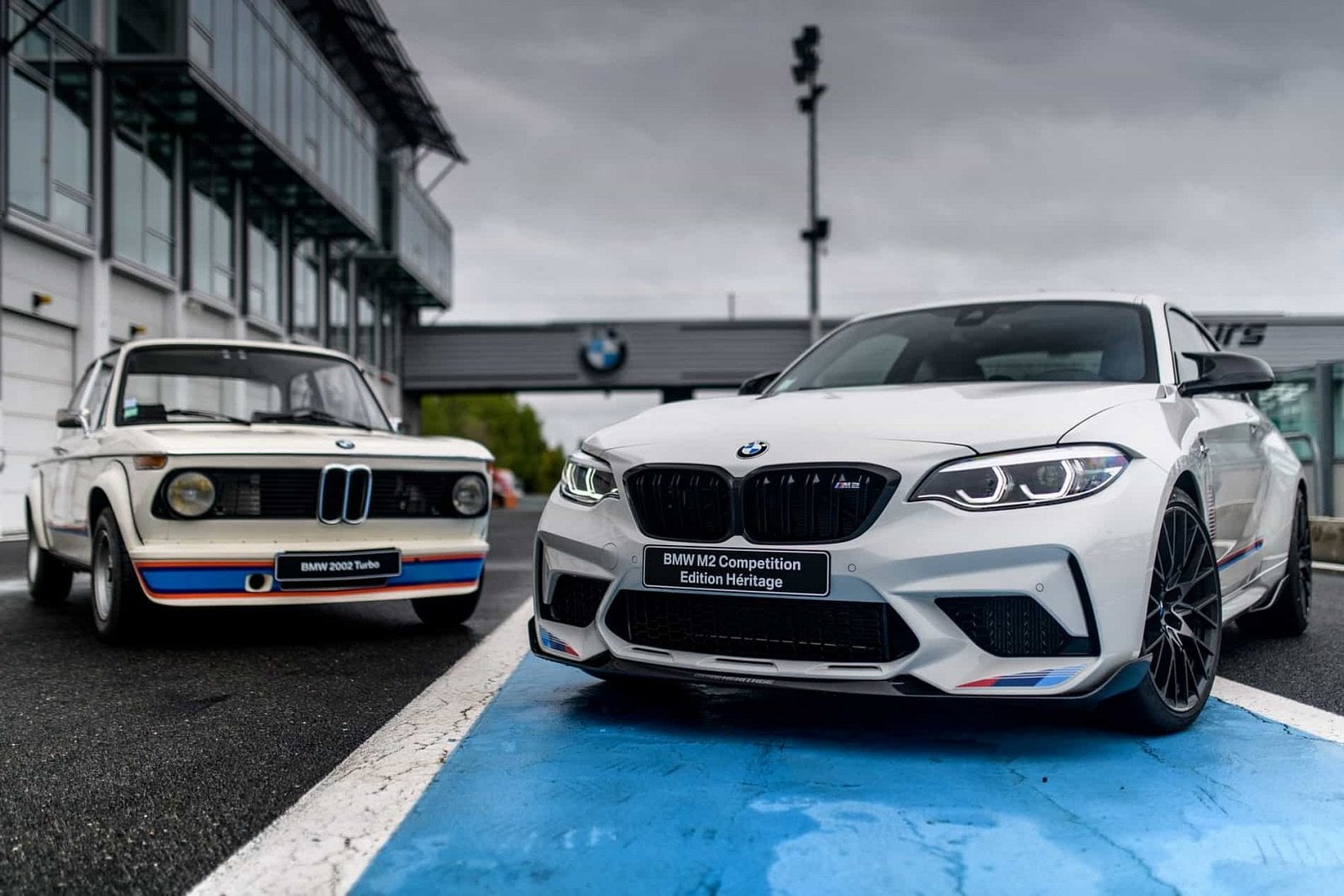 2019-04-bmw-m2-heritage_18.jpg