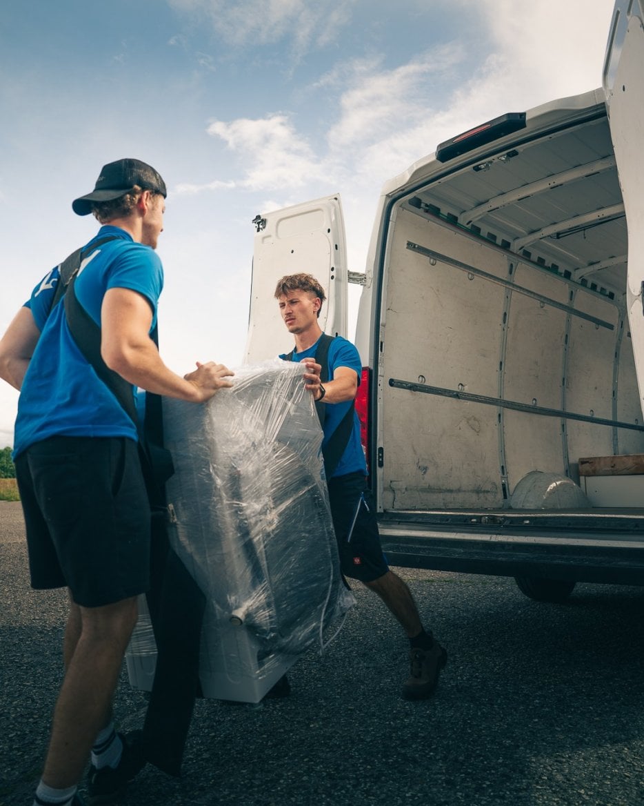 Ze stěhování firmy Dan stěhuje