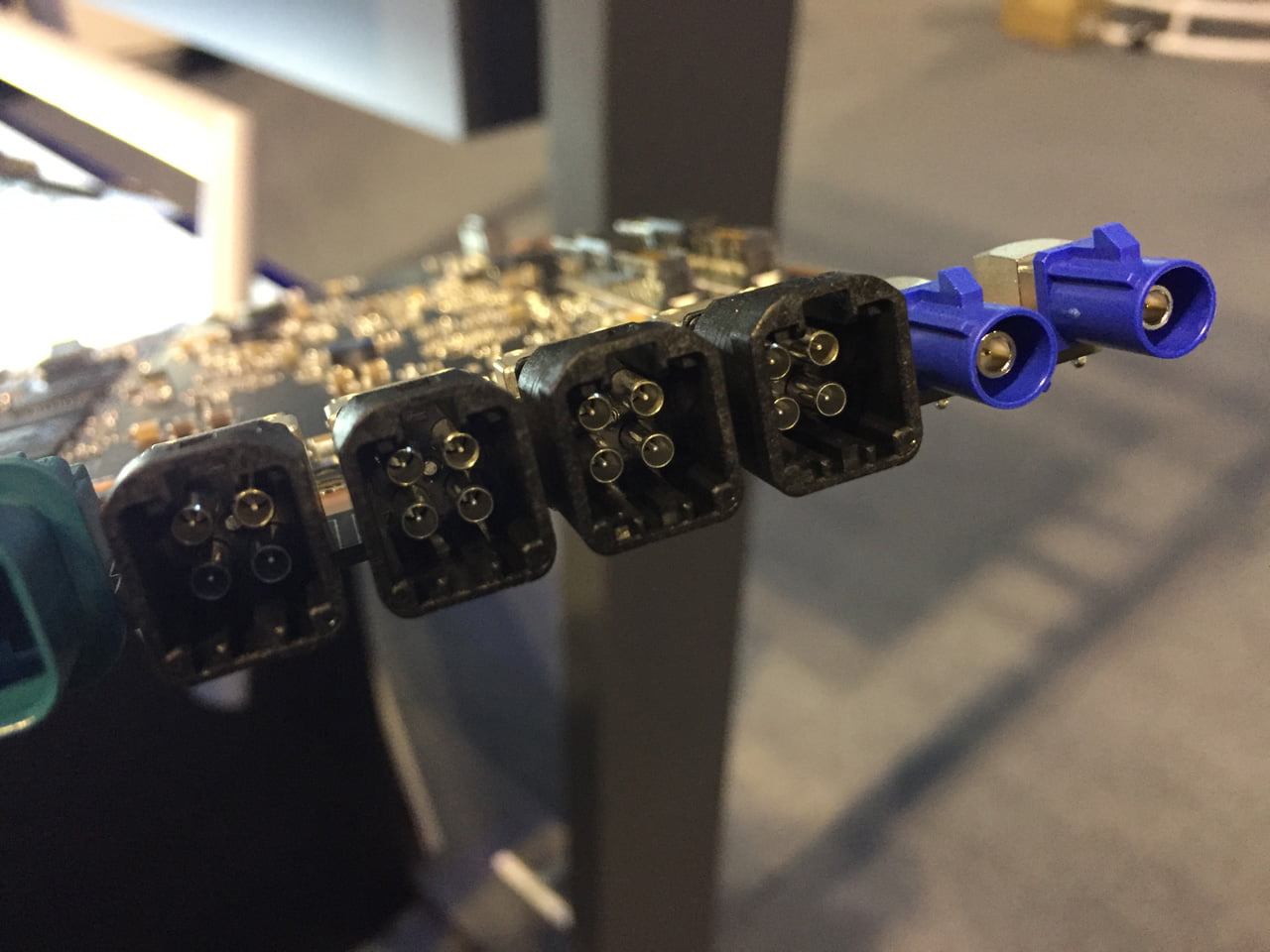 Mobile Data Center (MDC) od Huawei určené do autonomních vozidel