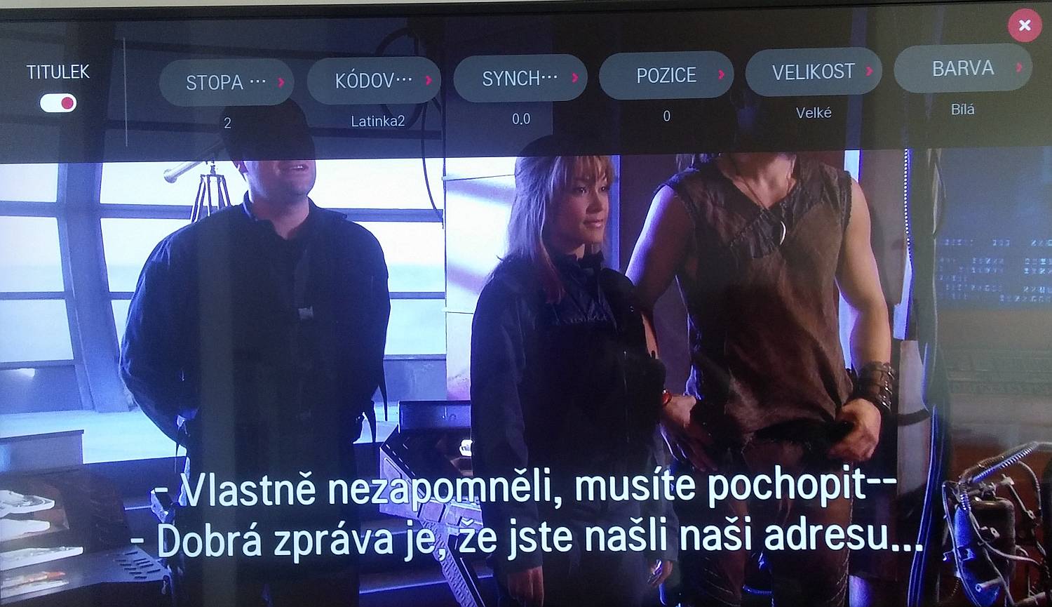 Možnosti úpravy externích titulků jsou značné a tohle funguje výborně!