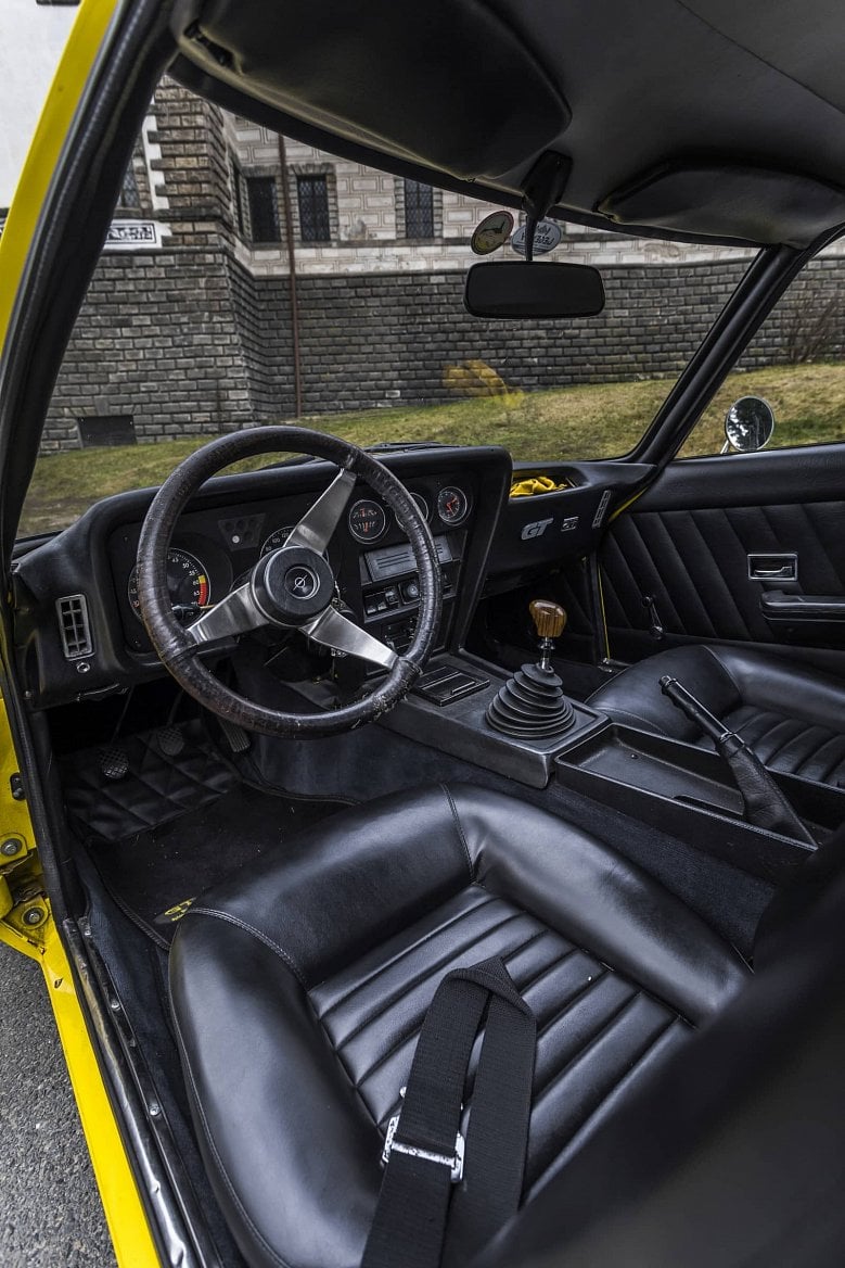 2020-05-aDMB2020_Opel-GT-1970-1945.jpg