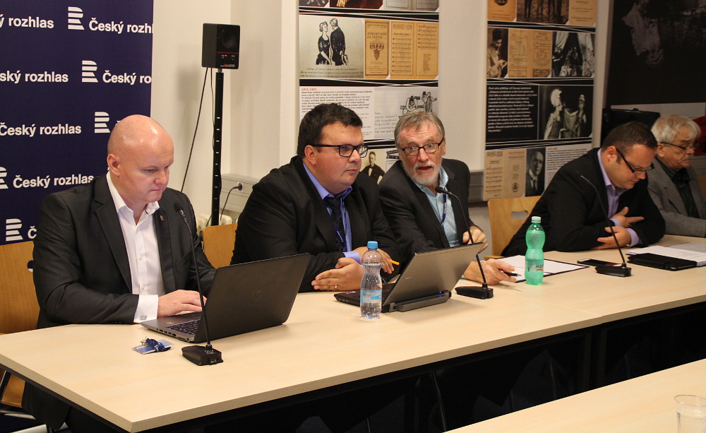 Jak Rada Českého rozhlasu nezvolila prozatímního ředitele