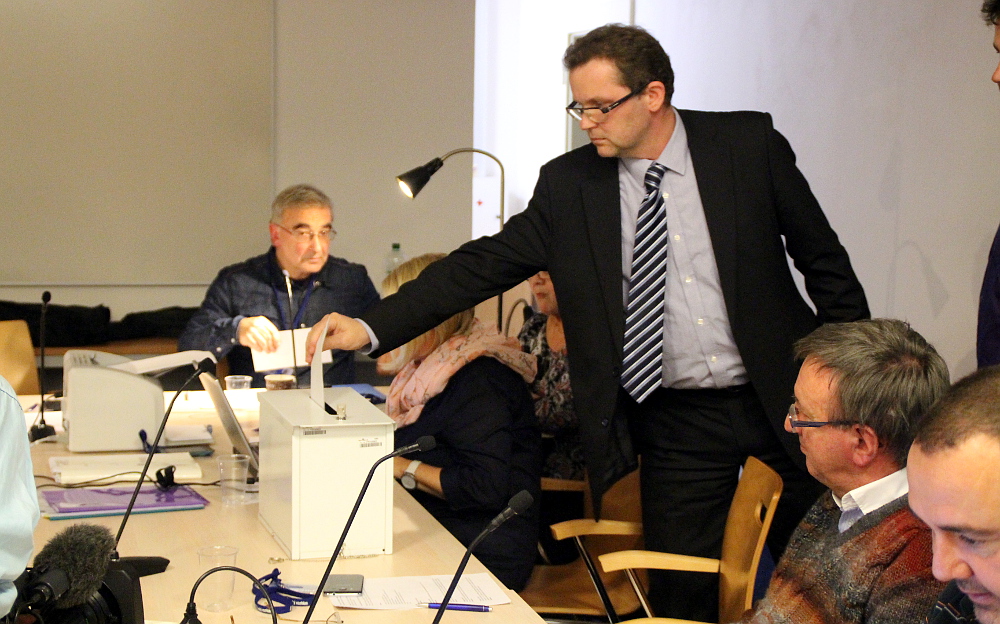 Jak Rada Českého rozhlasu nezvolila prozatímního ředitele