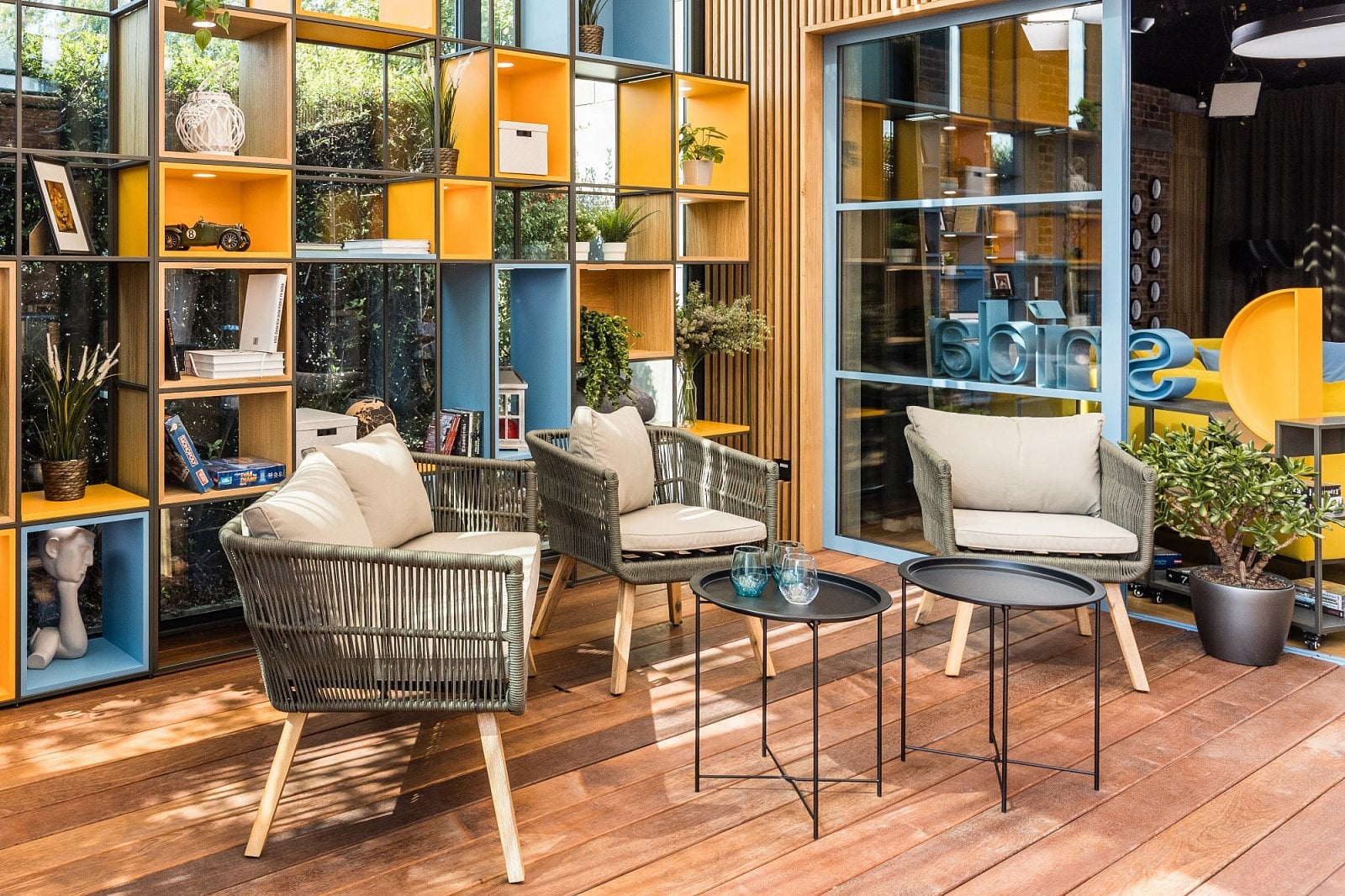 Studio Snídaně (2022)