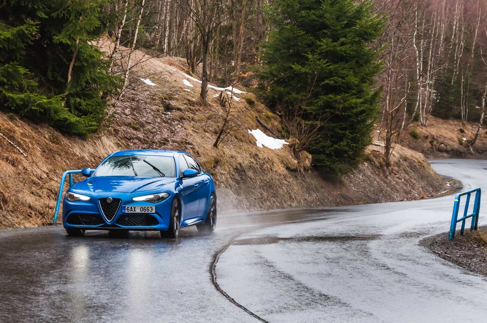 2019-03-giulia-qv-vs-stelvio-qv-81.jpg
