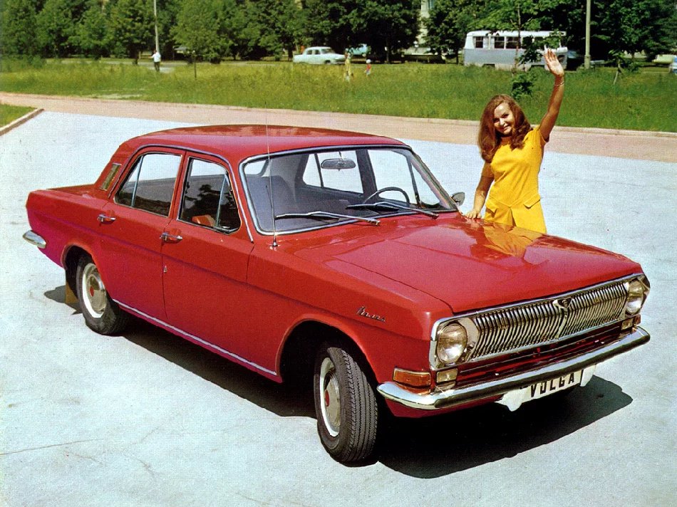 Sovětská Volga 24 byla v 70. létech (s výjimkou Tatry 603) jediným běžným osobním vozidlem východoevropské produkce, jehož cenovka se přehoupla přes 100 000 Kčs