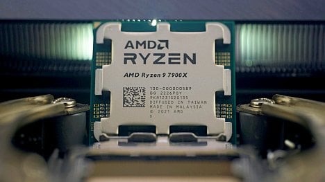 Socket AM5 vydrží až do roku 2029, slíbilo AMD. Přidává mu podporu pro herní paměti s ultra nízkou latencí