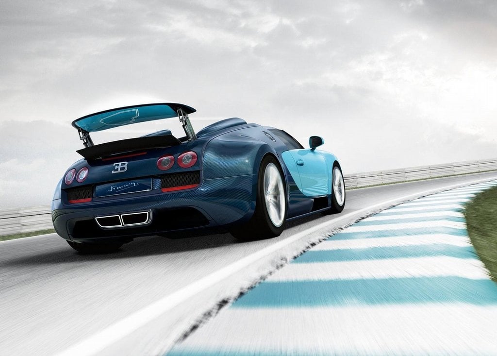 2019-05-bugatti-veyron-legend-jean-pierre-wimille-1.jpg