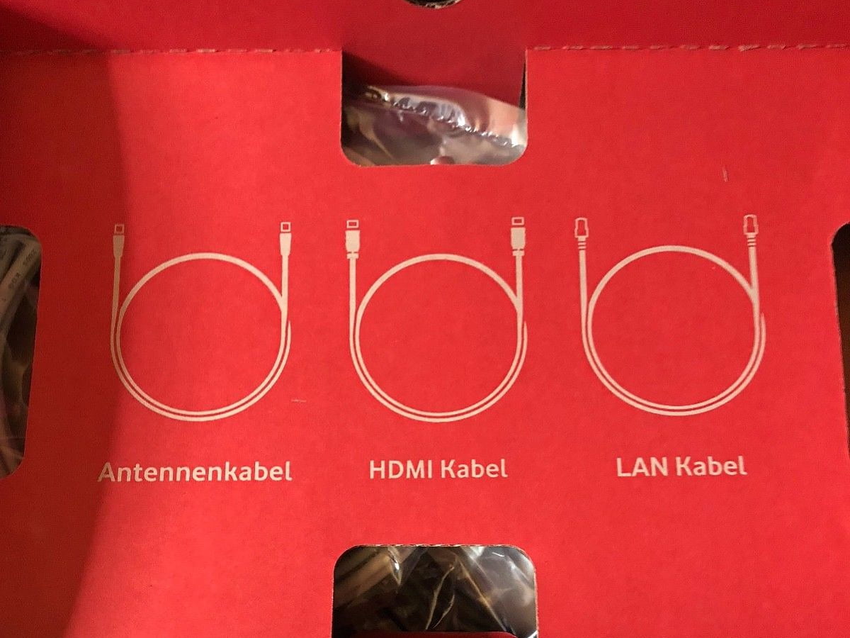 Giga TV - Přístroj a balení