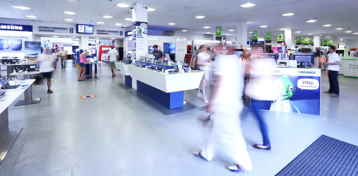 Podívejte se na Alza Streetshop i kamenné pobočky a zázemí