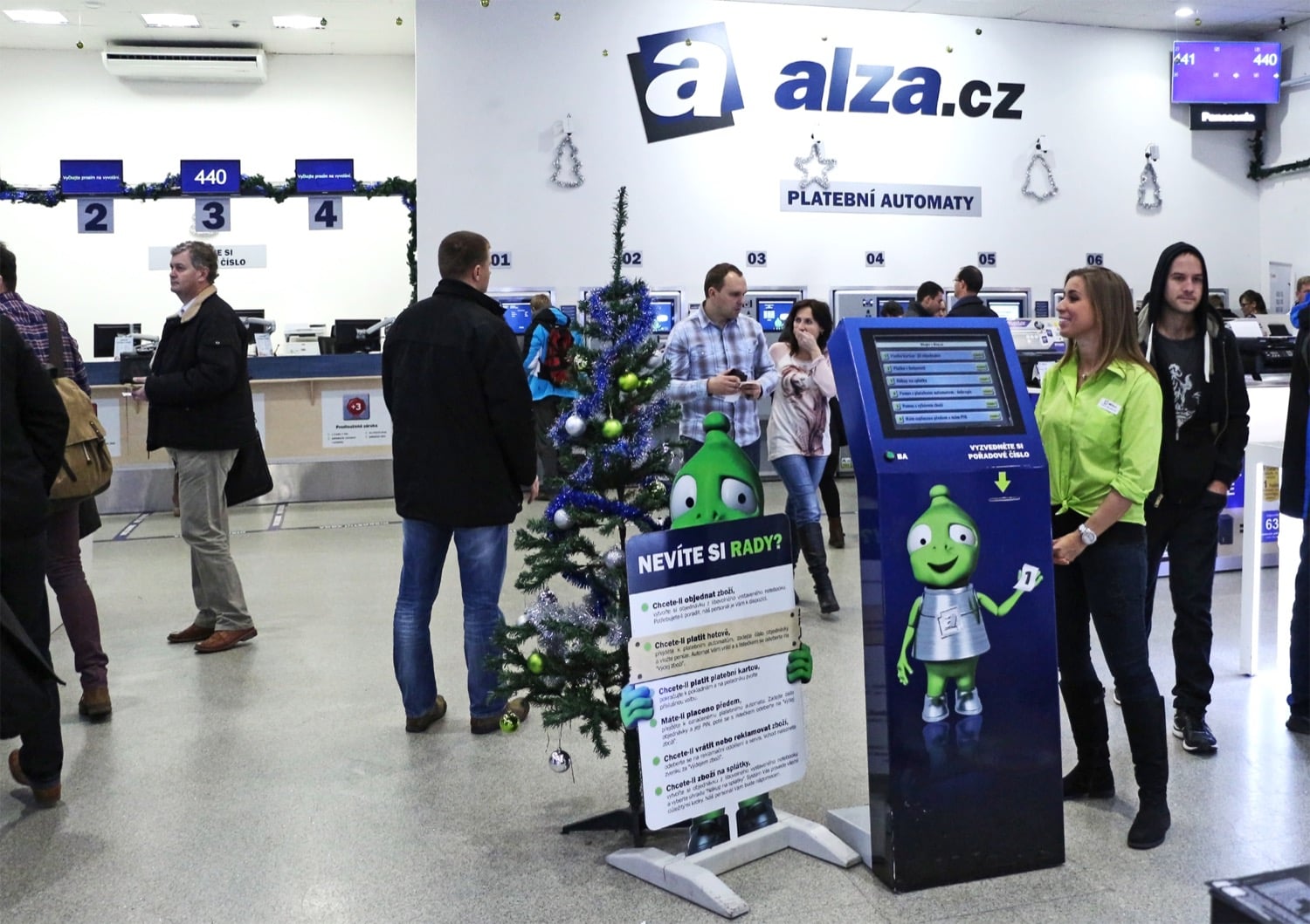 Podívejte se na Alza Streetshop i kamenné pobočky a zázemí