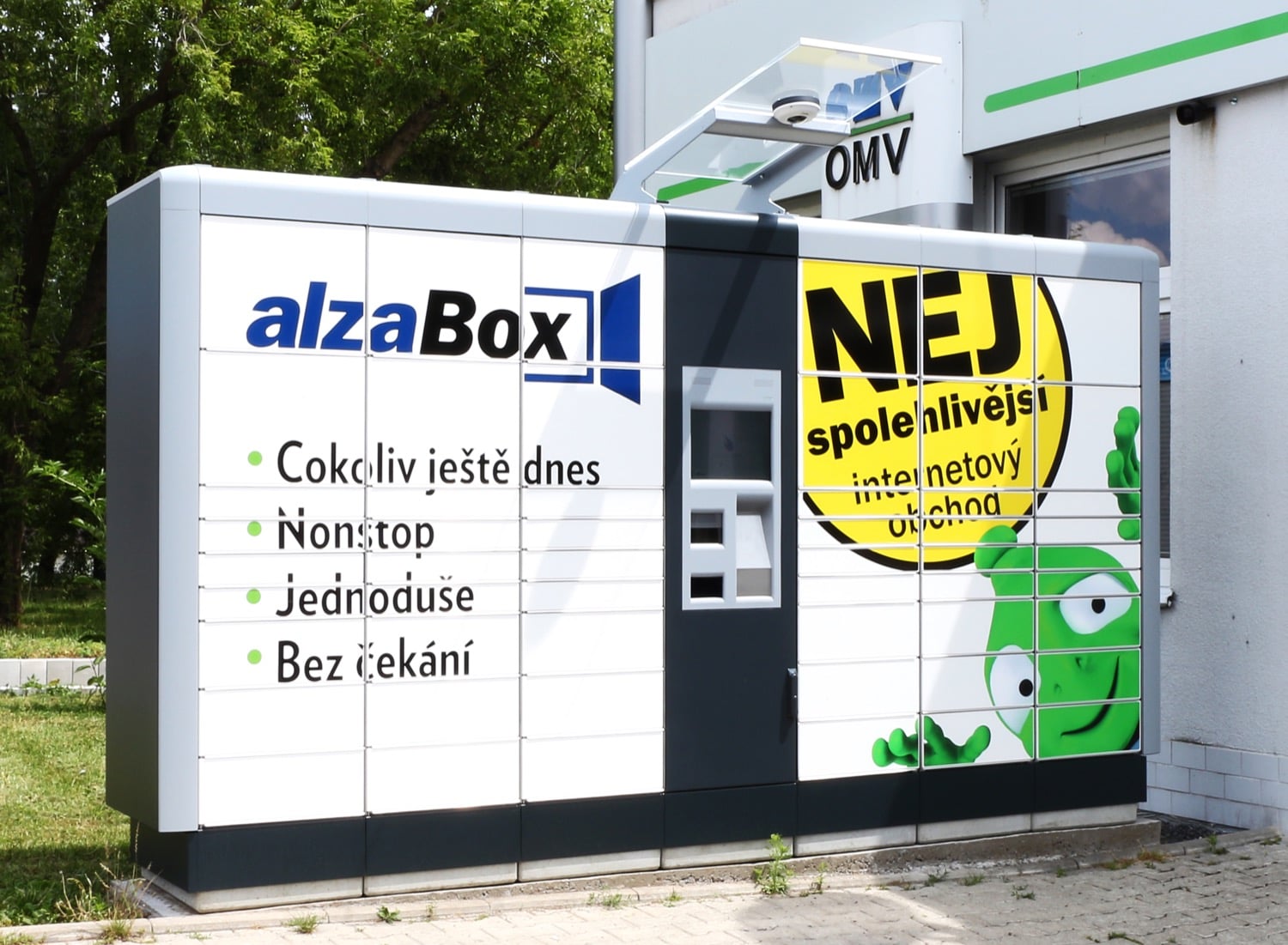 Podívejte se na Alza Streetshop i kamenné pobočky a zázemí