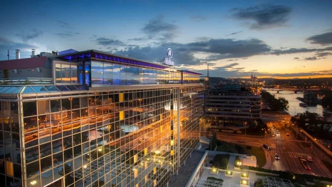 Hotel Hilton Prague nově patří skupině PPF