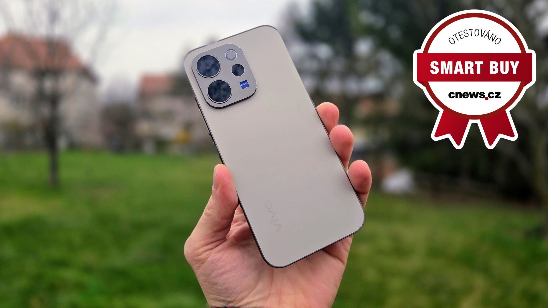 Vivo V70 naše redakce doporučuje