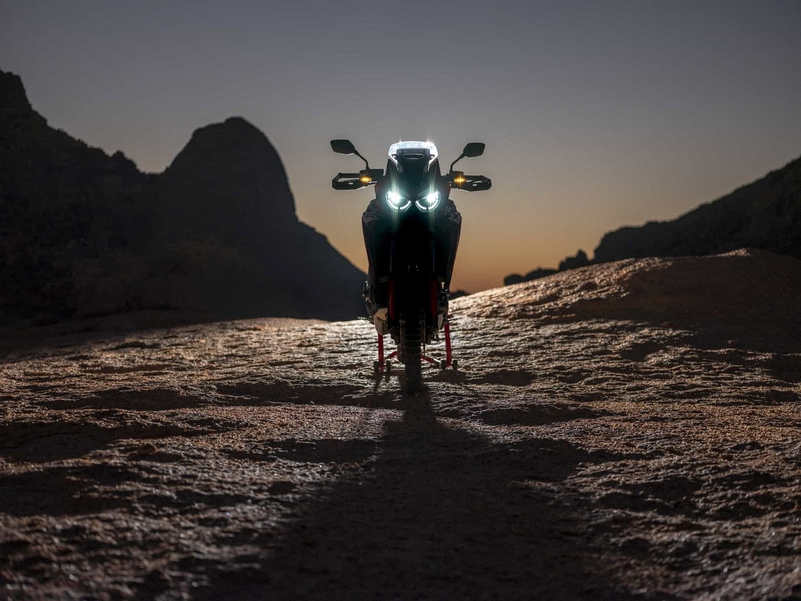 2019-09-189398_20YM_Africa_Twin.jpg