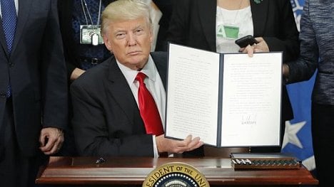Náhledový obrázek - Neplatnost Trumpova imigračního dekretu potvrdil i odvolací soud