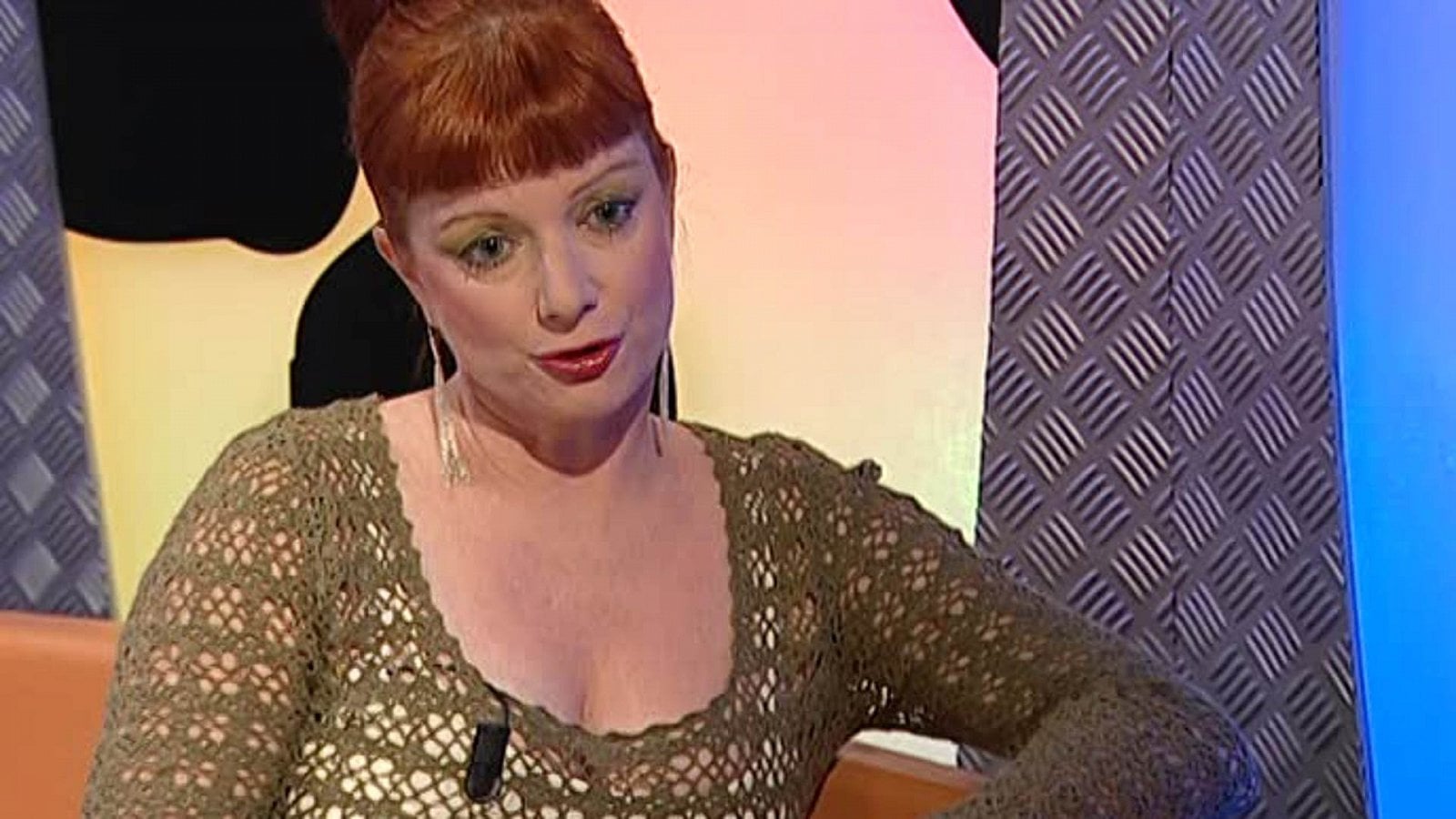 Kolem půlnoci se bude vysílat relace Trní s Bárou Štěpánovou.