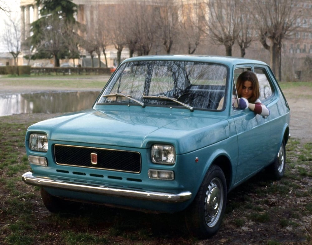 Fiat 127 doznal velké obliby mezi mladými jednotlivci a dvojicemi, u nás ale často jen platonické