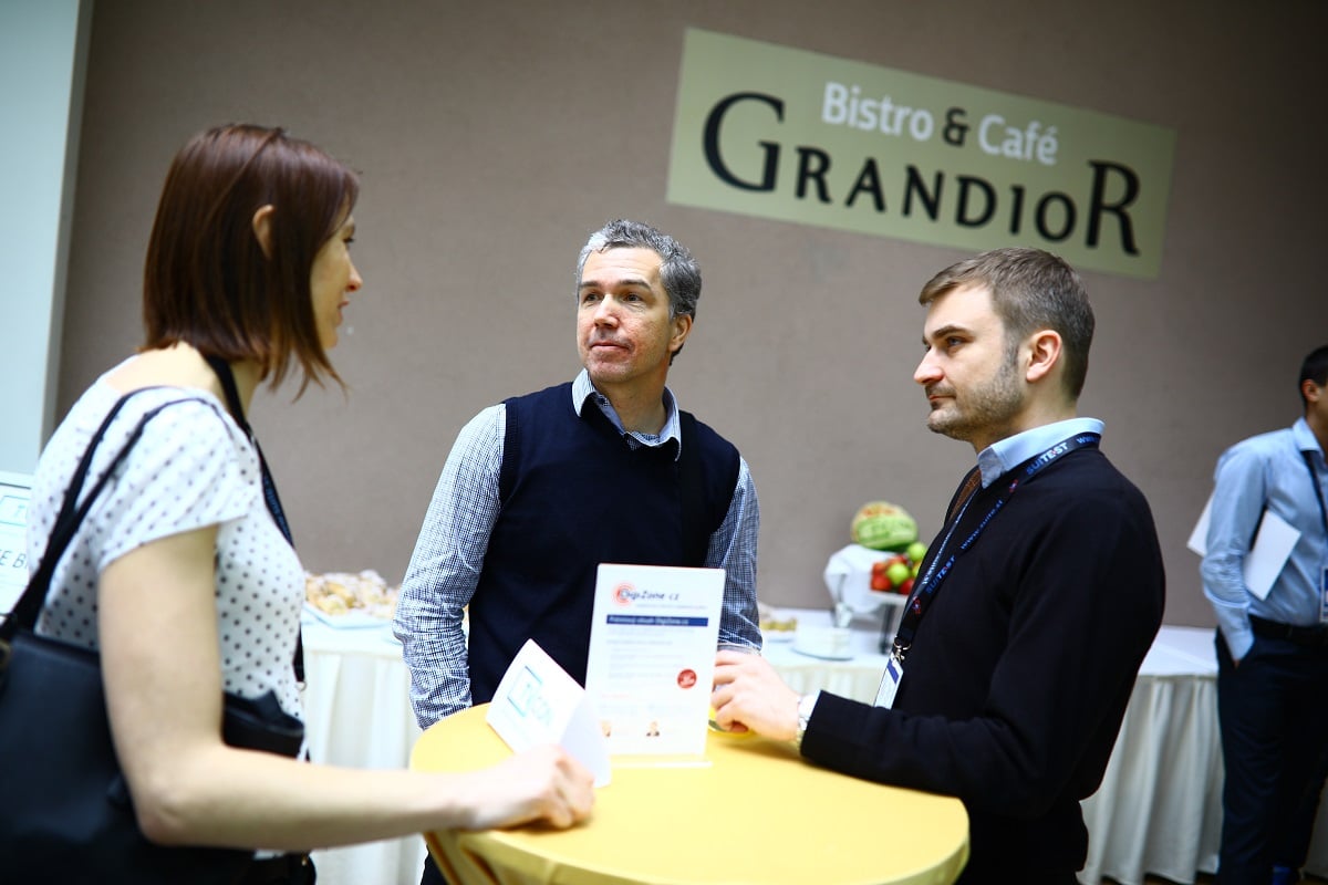 Dopolední část konference TVCON 2017