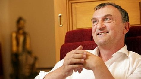 Náhledový obrázek - Pravda vyjde najevo, říká exmanažer MUS a buddhista Koláček