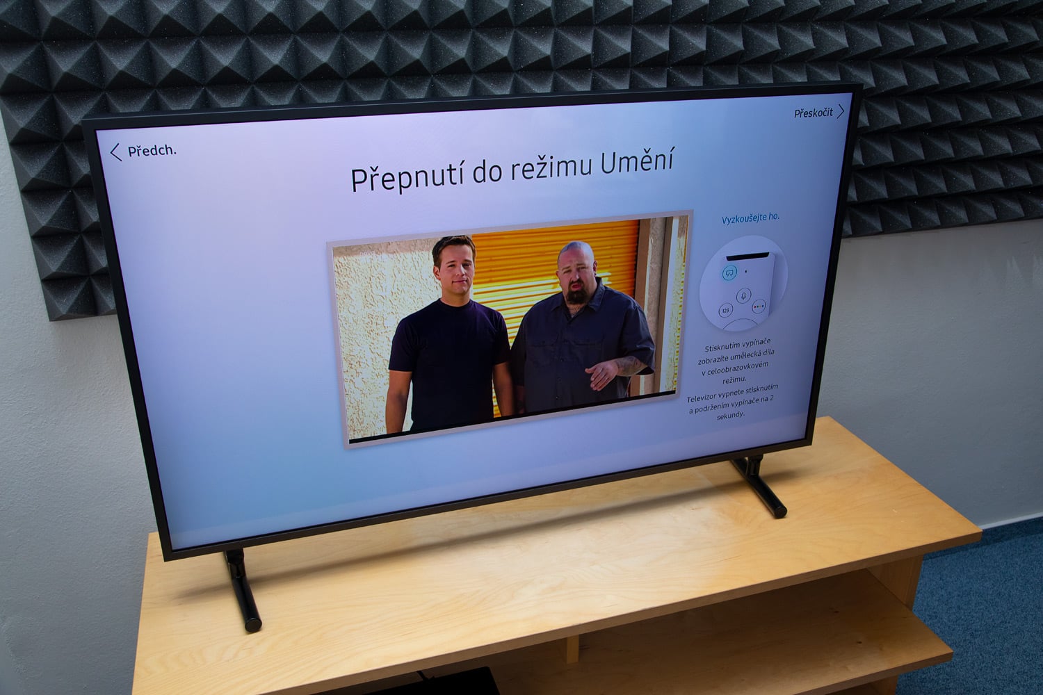 Samsung QE43LS03 - první zapnutí a instalace