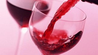 Náhledový obrázek - Studie: Spotřeba alkoholu od roku 2008 mírně klesla