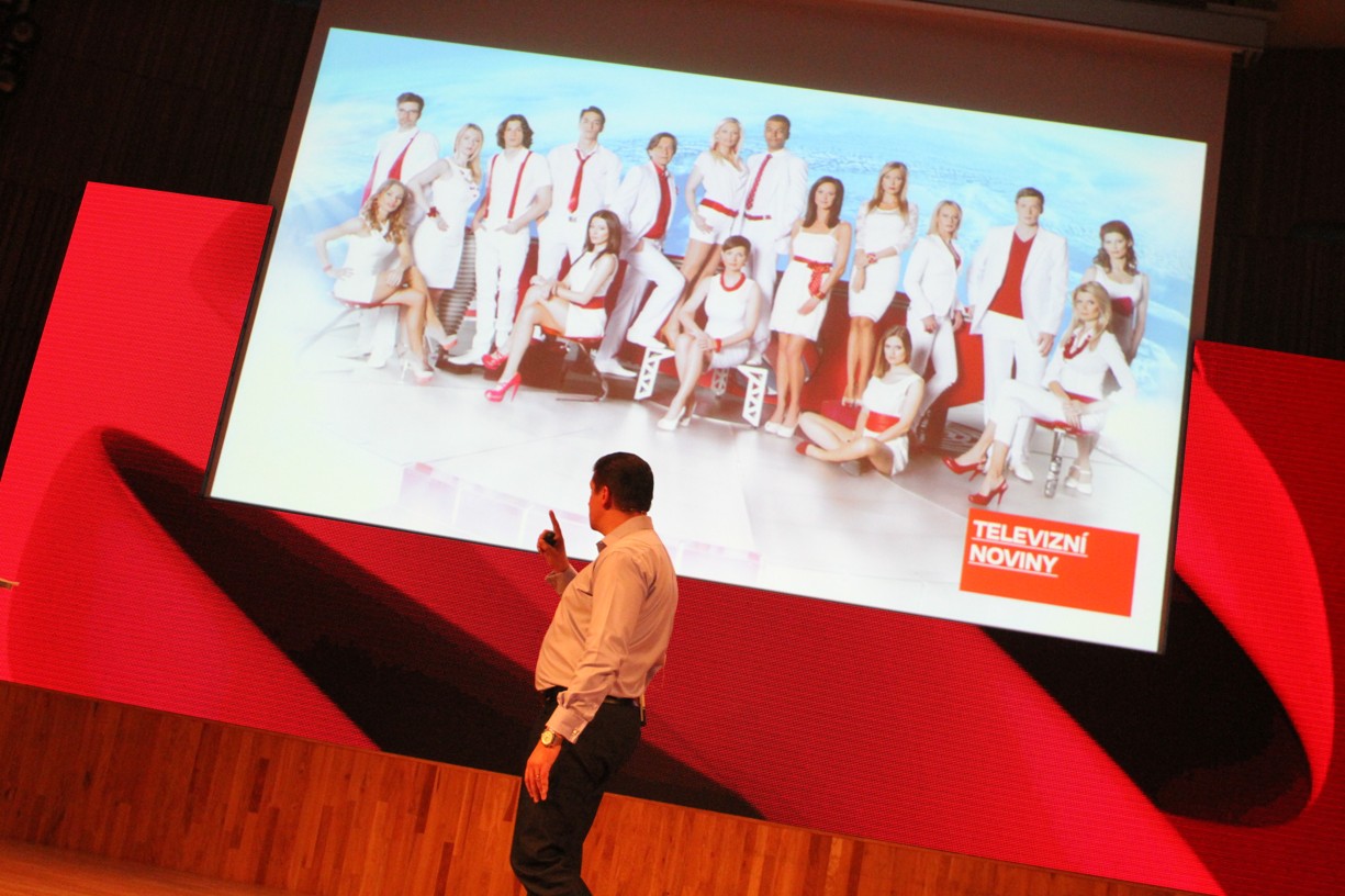 Jan Andruško - tisková konference skupiny Nova, podzim 2013