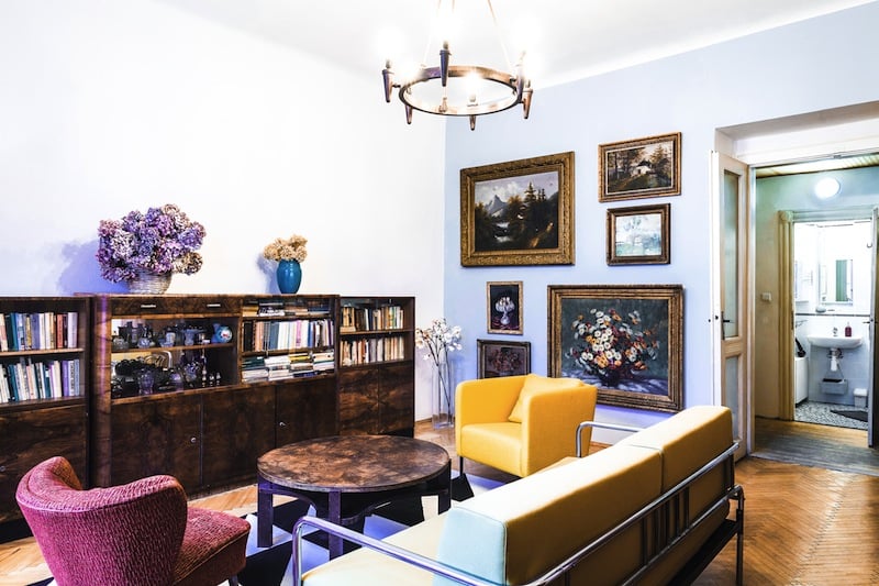 Takto zařízené byty jdou na Airbnb a Booking.com na dračku.