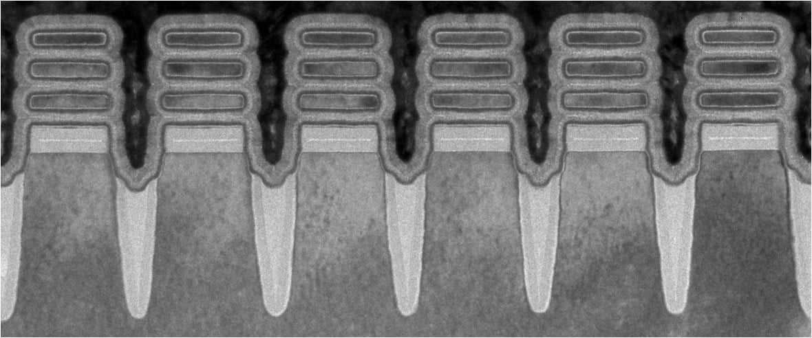 2021-05-První-2nm-čipy-vyrobené-IBM-01.jpg