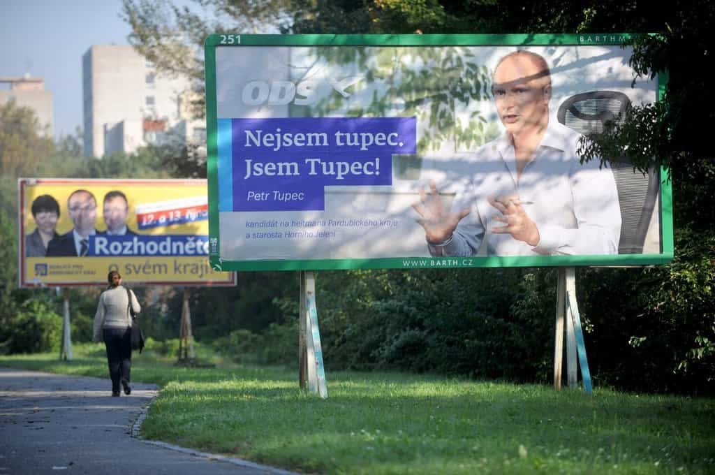 2010-01-plakc3a1tovacc3ad-plochy-opanovala-volebnc3ad-kampac588.