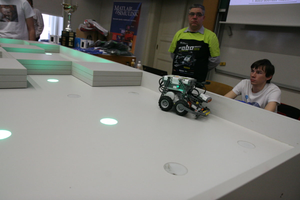 Robosoutěž ČVUT FEL 2018