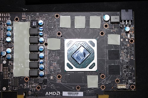 PCB Radeonu RX 480 4 GB z obchodu, nesoucícho ves kutečnosti 8 GB GDDR5 (Zdroj: WCCFtech)
