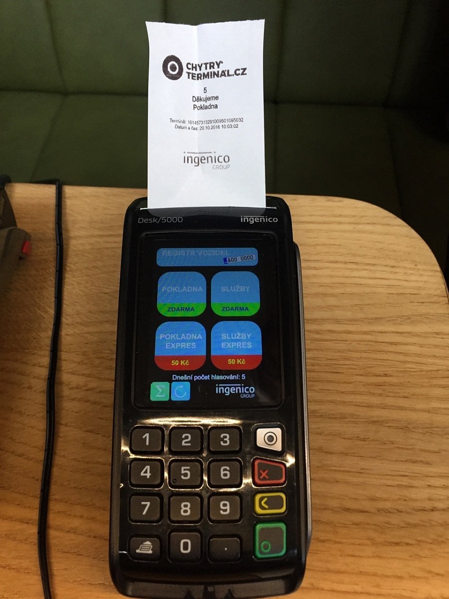 Úřady mohou pomocí terminálu řešit vyvolávací systém a třeba zpoplatnit přednostní odbavení.