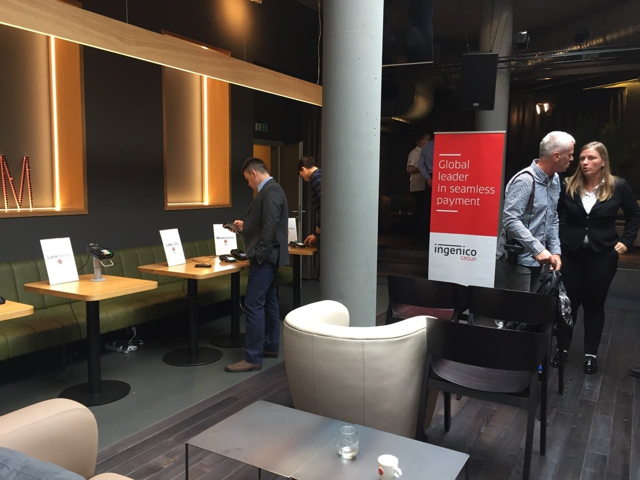 Tisková konference francouzské společnosti Ingenico (Praha, 20. 10. 2016)