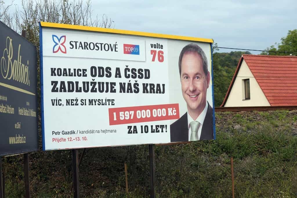 2010-01-plakc3a1tovacc3ad-plochy-opanovala-volebnc3ad-kampac588-