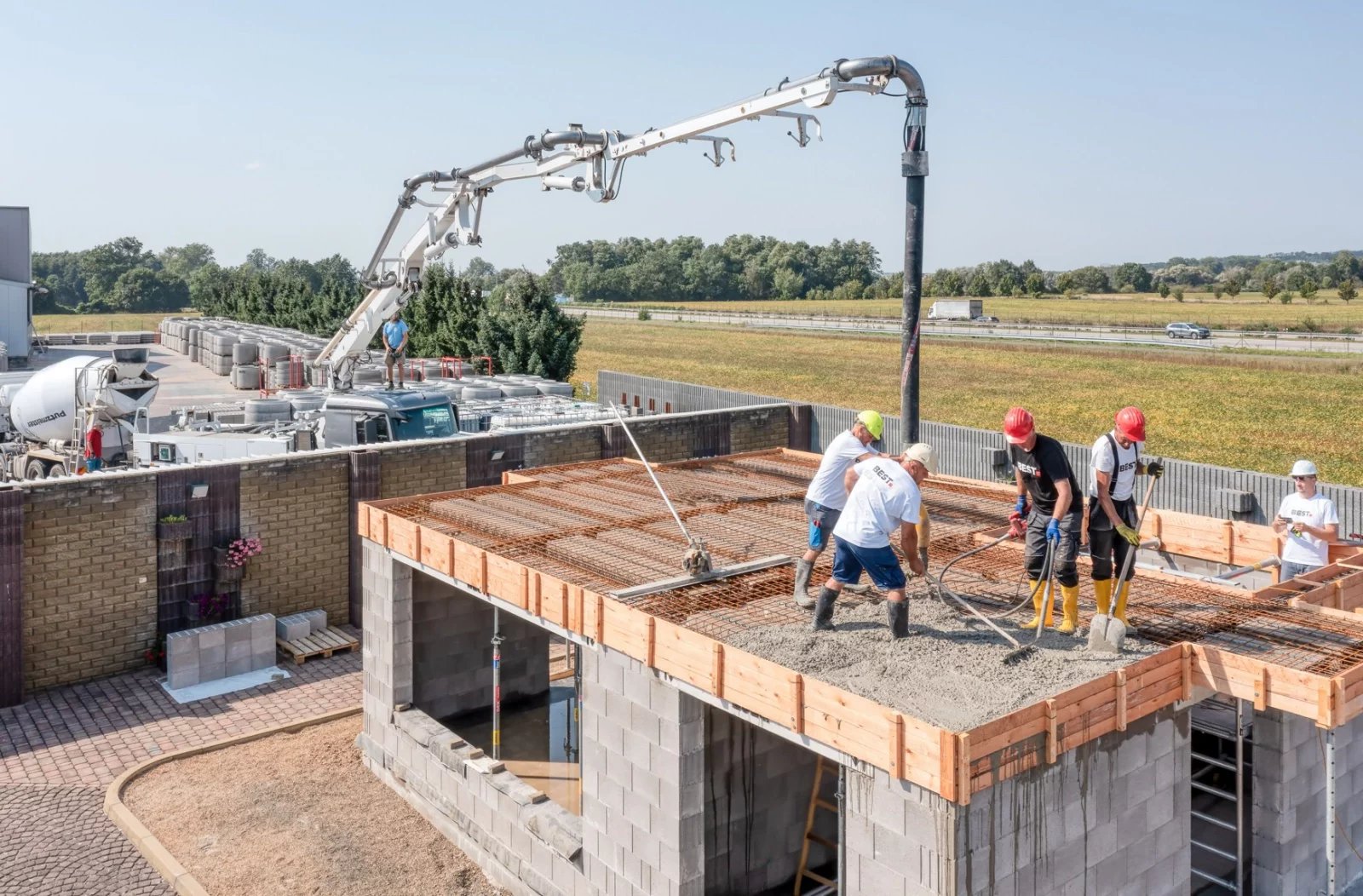 Nový stavební systém BEST-ROCK a stavba vzorového domu