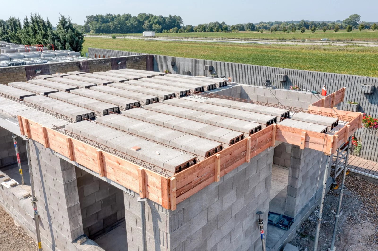Nový stavební systém BEST-ROCK a stavba vzorového domu