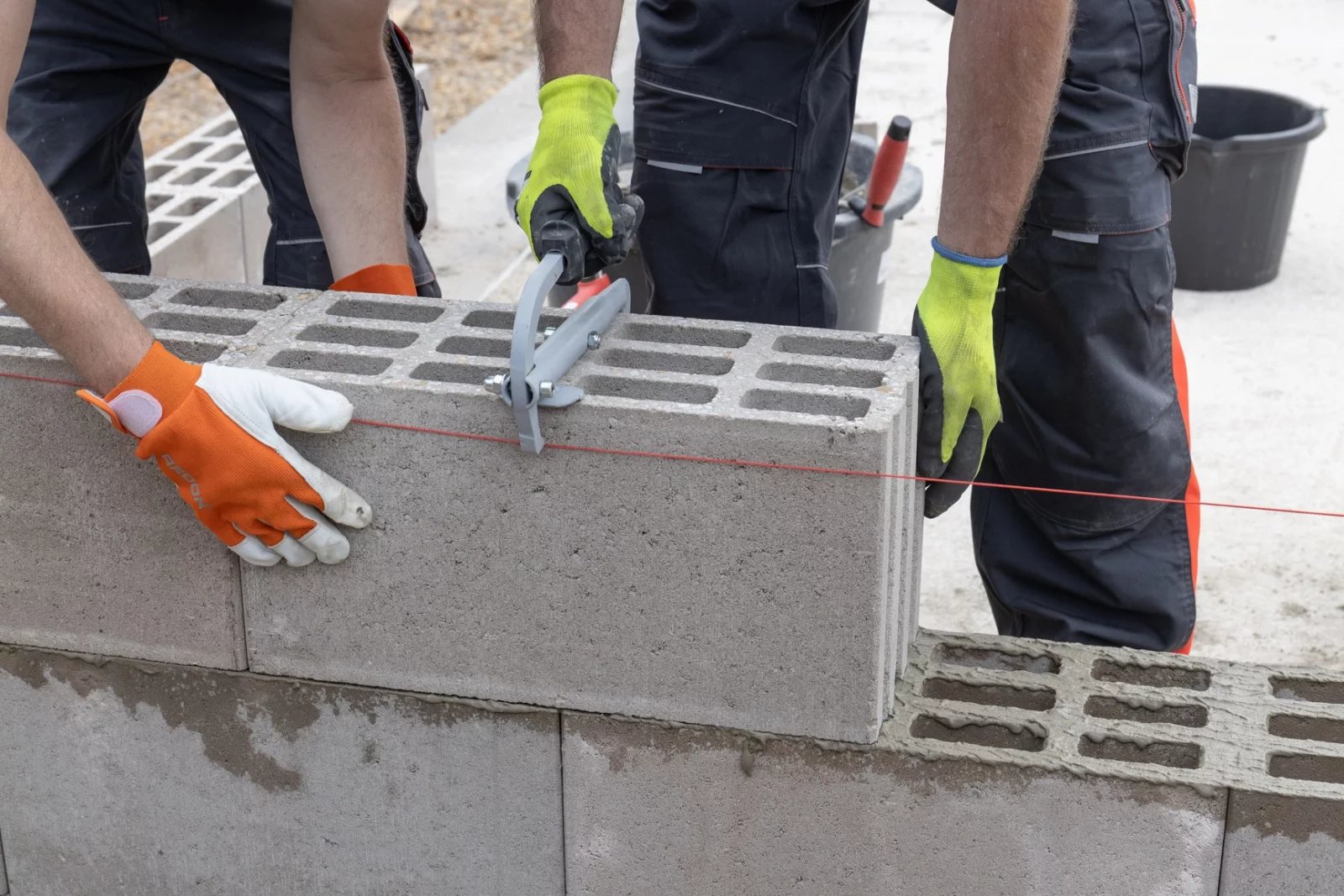 Nový stavební systém BEST-ROCK a stavba vzorového domu
