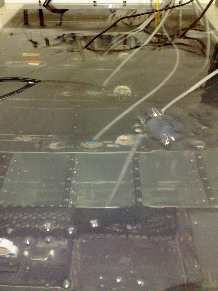 WEDOS servery do oleje