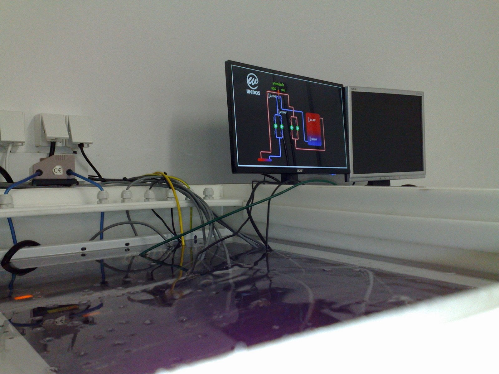 WEDOS servery do oleje