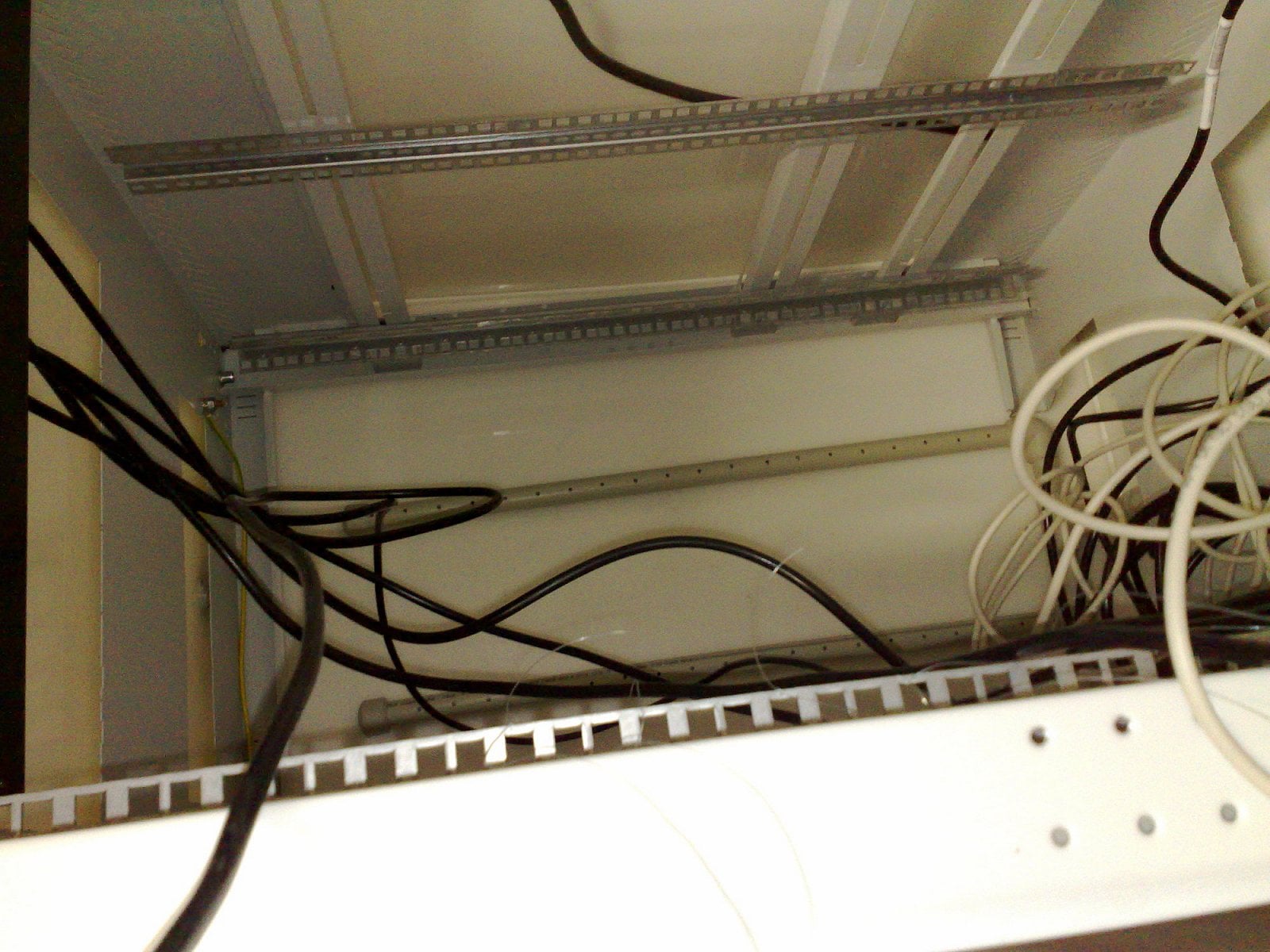 WEDOS servery do oleje