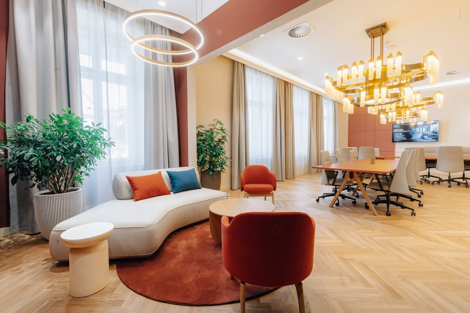 Budova Náměstí Republiky 7, kterou obsadil Scott.Weber Workspace