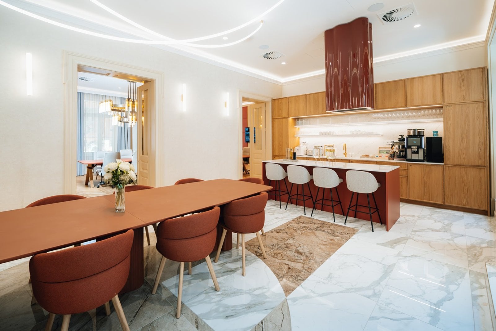 Budova Náměstí Republiky 7, kterou obsadil Scott.Weber Workspace