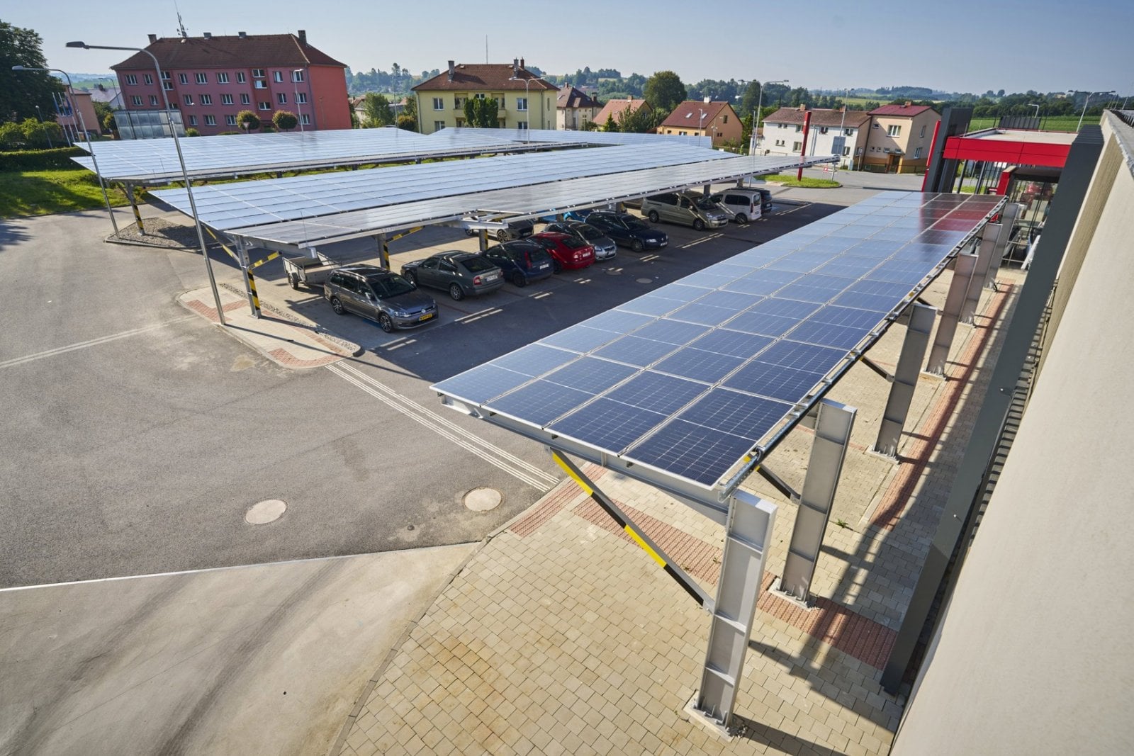 Solární carport u Penny v Počátkách