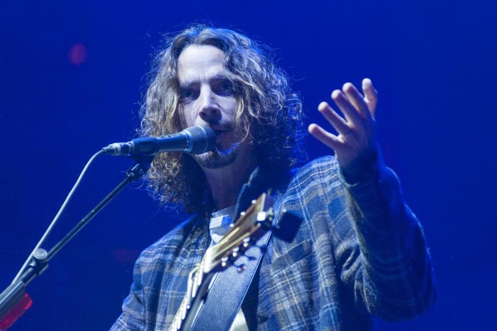 2012-05-zemc599el-zpc49bvc3a1k-chris-cornell-1.jpg