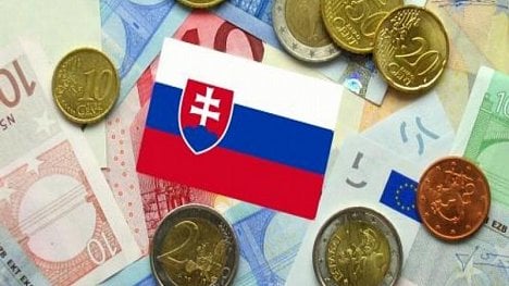 Náhledový obrázek - Šéf slovenského parlamentu spustil debatu o návratu ke koruně