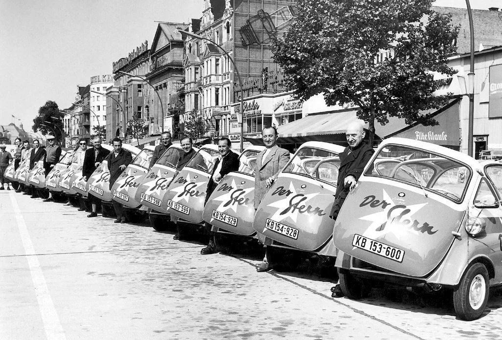 Známý politicko-společenský týdeník Stern zakoupil v roce 1956 flotilu Isett ke služebním jízdám redaktorů. Byl to první fleetový počin tohoto vydavatelství…