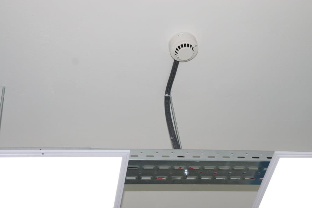 Hašení inertním plynem z důvodu nízkého rozpočtu zatím chybí.