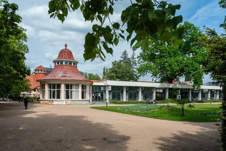 Poděbrady, minerální voda, lázně